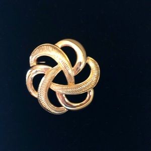 Ladies Monet Brooch